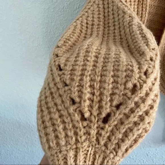 Anthropologie Camel Chunky Knit Cropped Cardigan - Picture 6 of 13